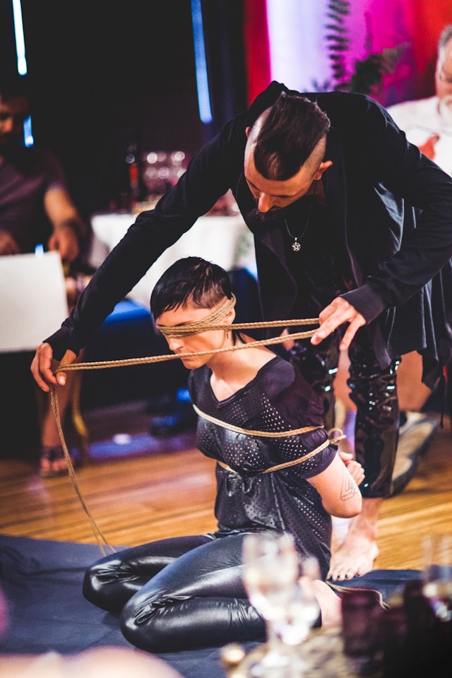 Beginners Shibari at Mamor | WeTeachMe Beginners Shibari at Mamor | WeTeachMe