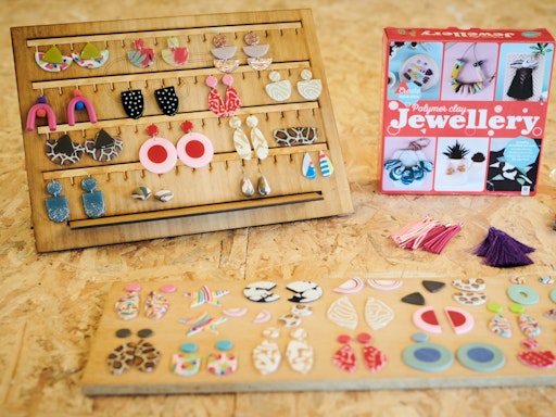 Wine & Design: Polymer clay Christmas!