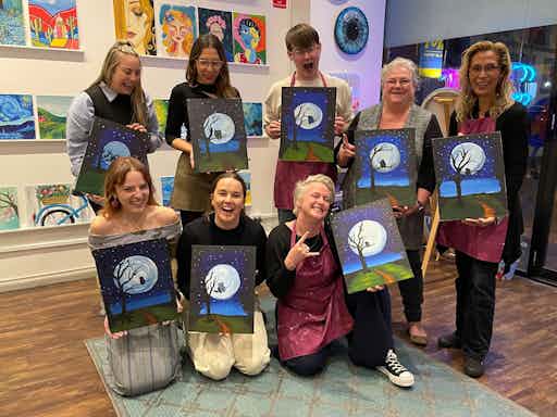 Paint & Sip - To the moon