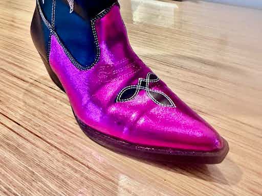 Pimp Your Shoes: Metal Leaf Art Workshop - Aa is for Art