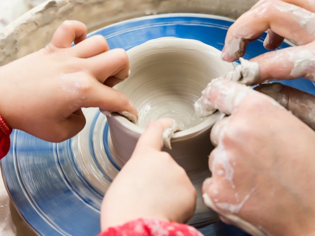 Kids holiday Ceramics full day class!