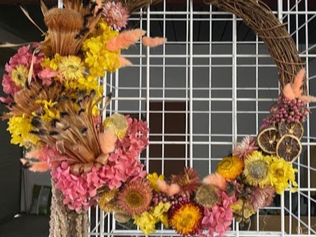 Finders Keepers - Christmas Wreath