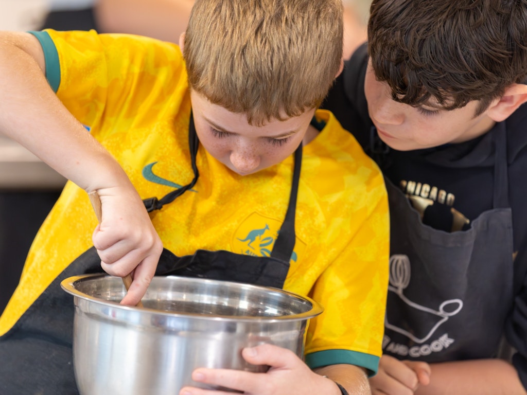 Brisbane after-school cooking classes for highschoolers.
