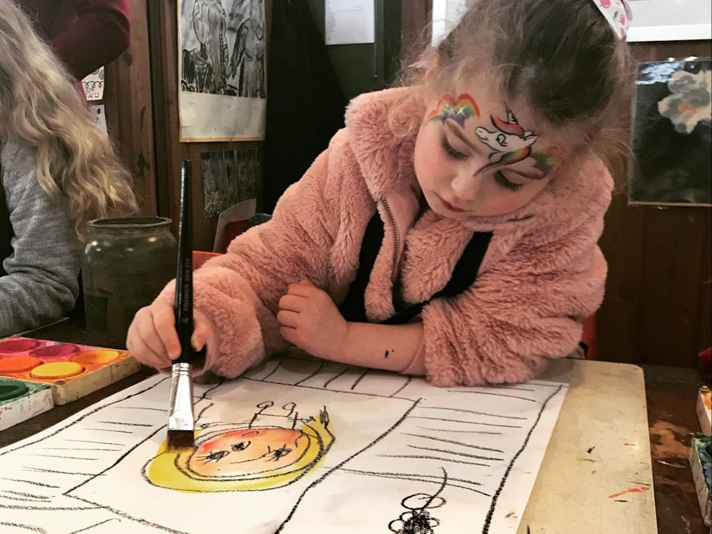 Junior Art Class | Nurturing Young Artists