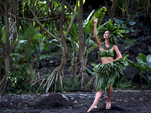 Professional Dancer and Instructor Poemoana of Tahitian Dance Class