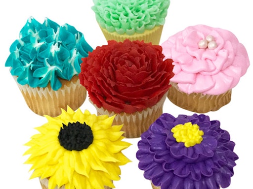 Buttercream Flower Cupcakes with Bakeboss